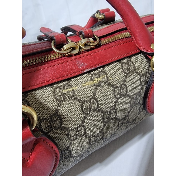 GUCCI GG Supreme Monogram Kingsnake Heart Embroidered Small Boston Bag - Picture 12 of 14